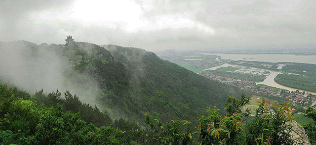 三,宜兴龙池山